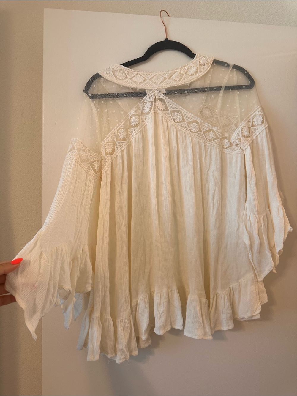 Umgee Cream Boho Lace Yoke Peasant Tunic - Picture 6 of 6